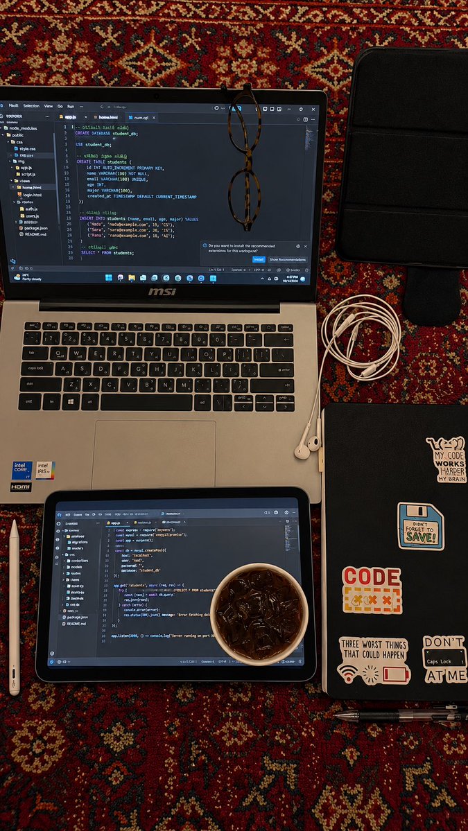 a_anf2's tweet photo. لو فيه سبب يخليني احب تخصصي هو هالمنظر👩🏻‍💻✨✨ https://t.co/roKnMwIJWb