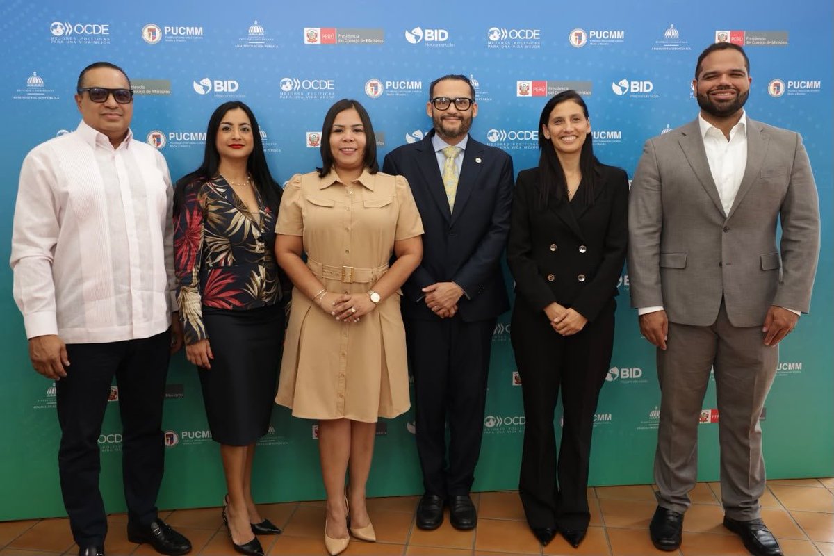 MapRDo's tweet photo. Representantes de más de 20 países, organismos internacionales y especialistas participaron en la apertura del XV Encuentro Ordinario de la Red Iberoamericana y del Caribe de Mejora Regulatoria, un espacio que busca impulsar marcos normativos más eficientes, transparentes. https://t.co/vJSpAUxcTu