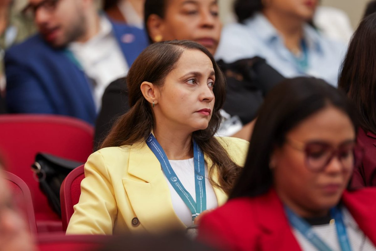 MapRDo's tweet photo. Durante la primera jornada, se analizaron temas prioritarios como la aplicación de la inteligencia artificial a la mejora regulatoria, la simplificación administrativa y los retos de los gobiernos subnacionales para llevar a cabo reformas efectivas. https://t.co/EjdMUvbeCT