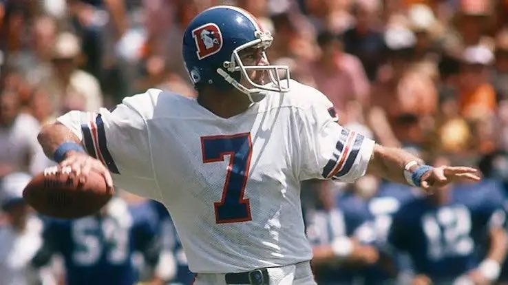 BadSportTalk's tweet photo. @FanDuel The original #7 Craig Morton https://t.co/Y0szFM2tfy
