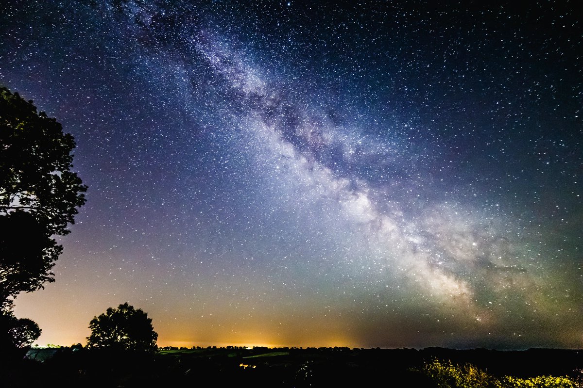 AREtoiles's tweet photo. les etoiles apparaissent quand vient la nuit 
https://t.co/4Pq7HehQkr https://t.co/Zer6LwBHuN