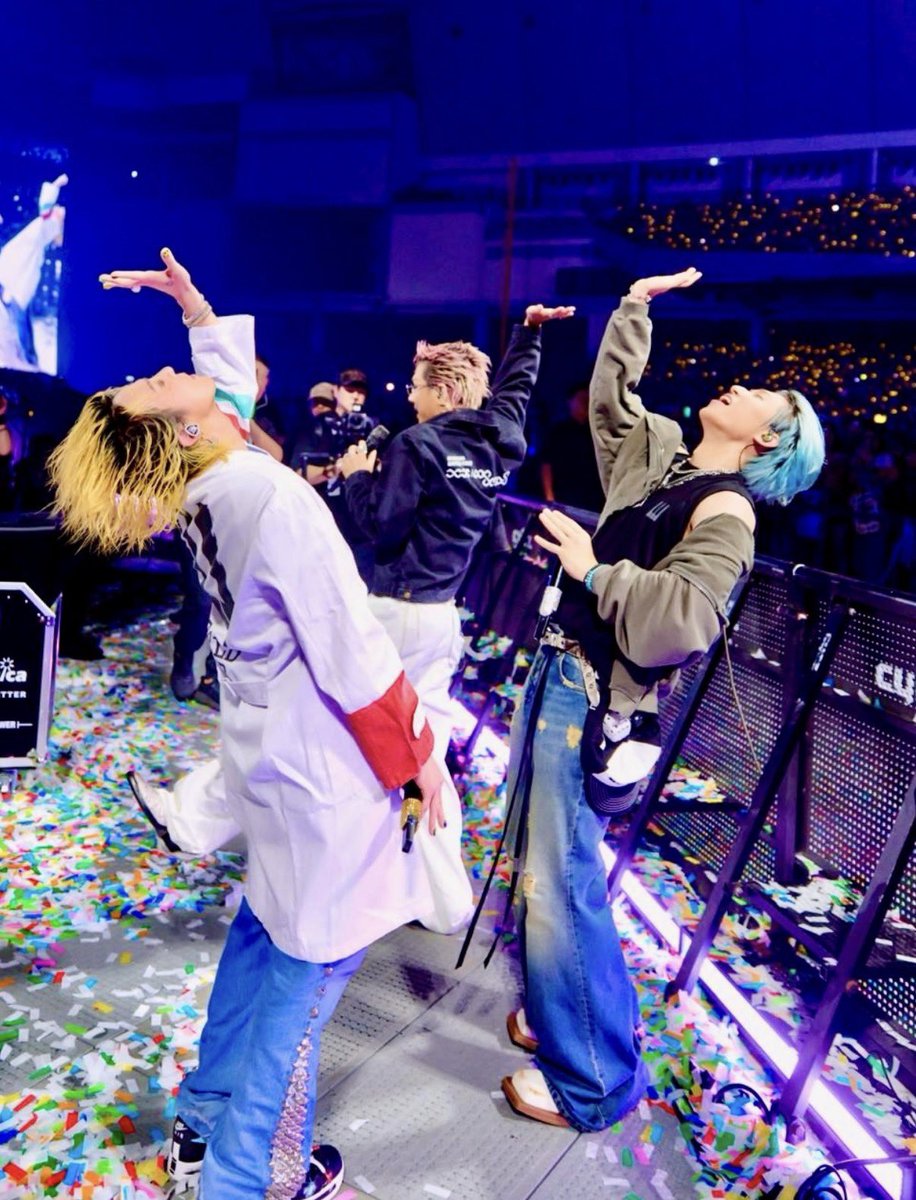 __bbo5's tweet photo. 10/16

 #BIGBANG  #MAMAVOTE https://t.co/yv9A7g1n0O