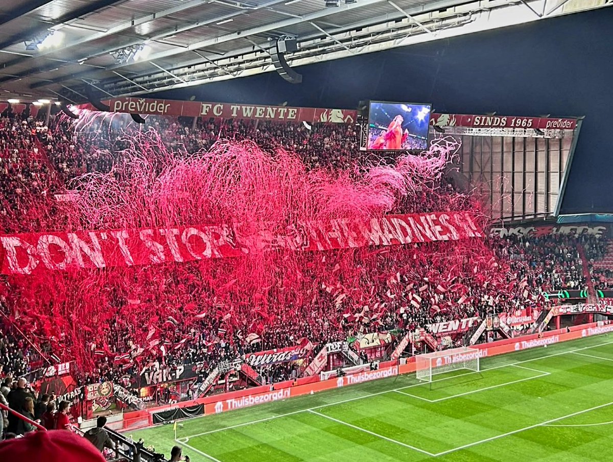 dino15009691's tweet photo. #FCTwente #TWETHU https://t.co/hNnhnoXThb
