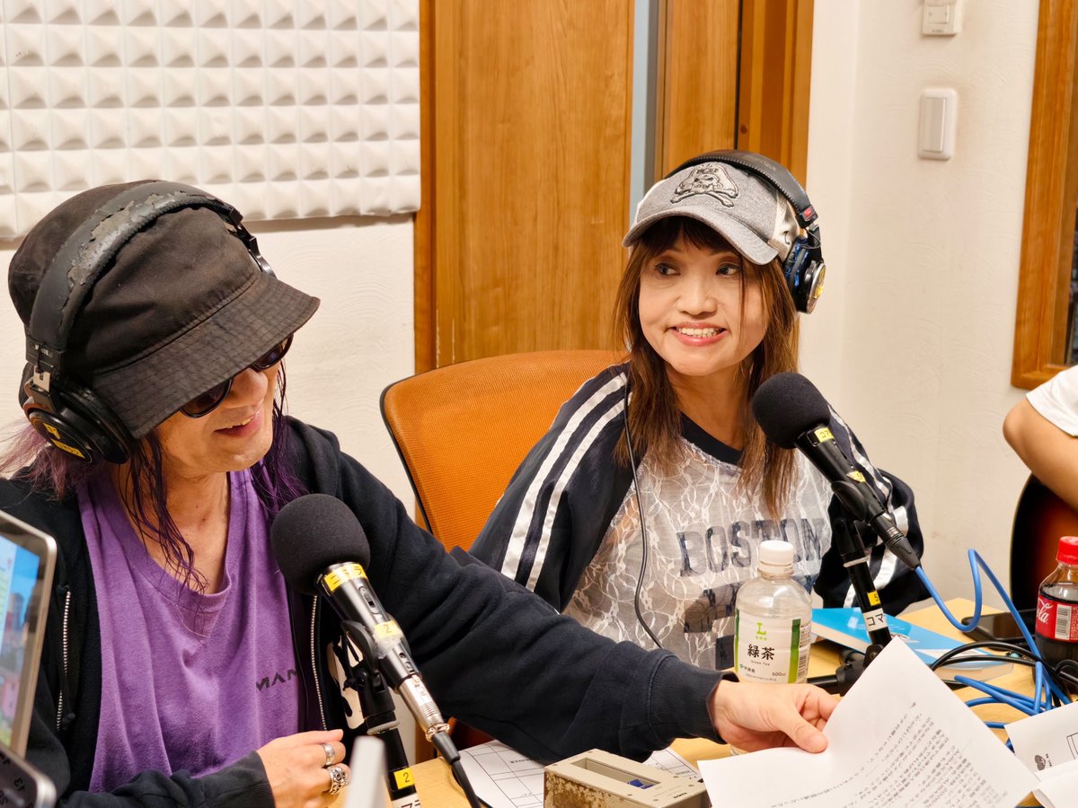 pandamarket's tweet photo. 昨夜は飛び入りゲストに「イケメン評論家」の沖 直美さんをお迎えしました。3度目のご出演、準レギュラーですね 笑。楽しかったです。リアタイ聴き逃した方はアーカイブ公式お楽しみに！ 

#AURA元気
#コマラジ https://t.co/cHSacJYlv4