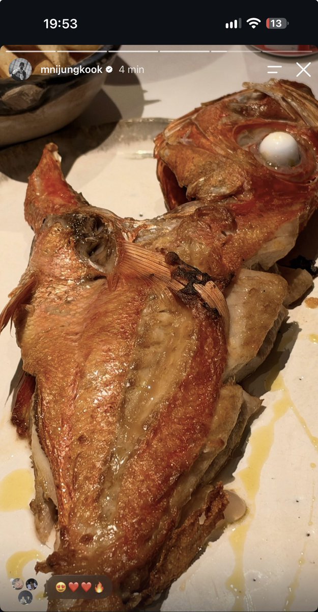 tkooletter's tweet photo. jungkook ta postando tudo que ele vai comer hj https://t.co/d4KW5Up0d0