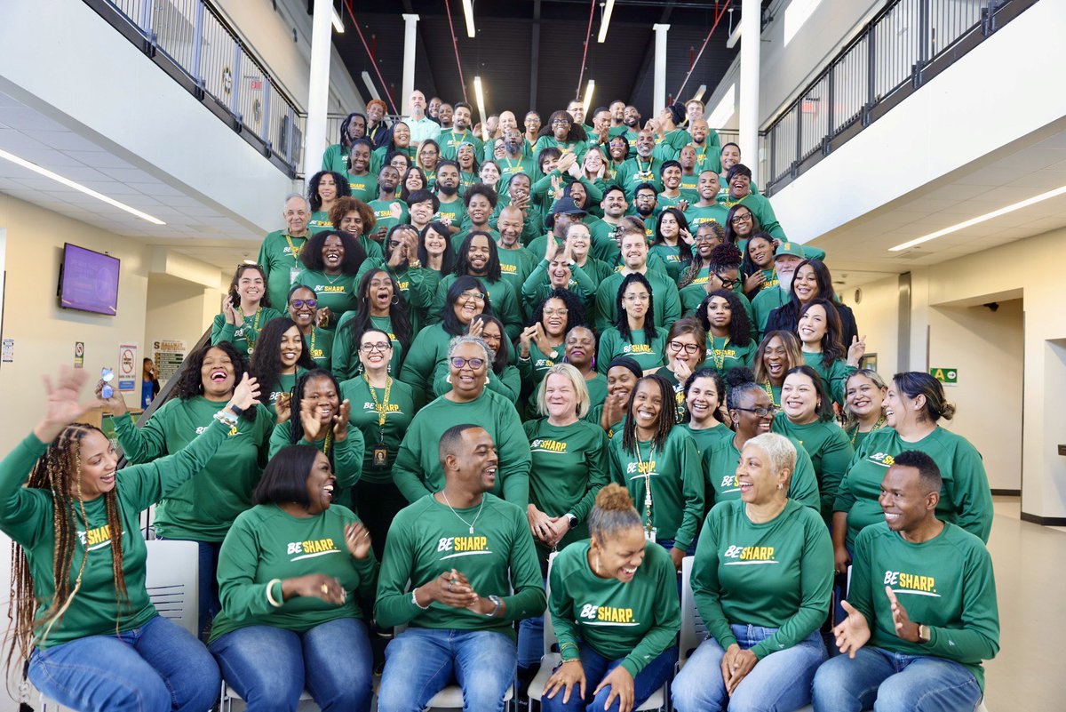 DrDCEdwards's tweet photo. Great schools are built by great people! Today, we captured the faces behind the passion, dedication, and commitment that make Sharpstown SHARP!
Proud to lead and serve alongside this incredible team! Together, we are building something special!
#BeSHARP #ApolloNation https://t.co/5EXmVLHJPE