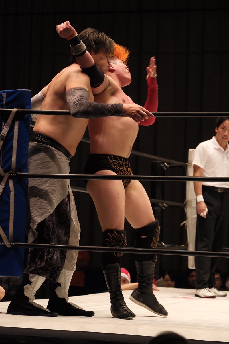 naoyavic's tweet photo. 2026 1012 

GRAND SLAM in 後楽園ホールの９２

#2AW 
#2AWはオモシロイ https://t.co/xHNApQE3GD