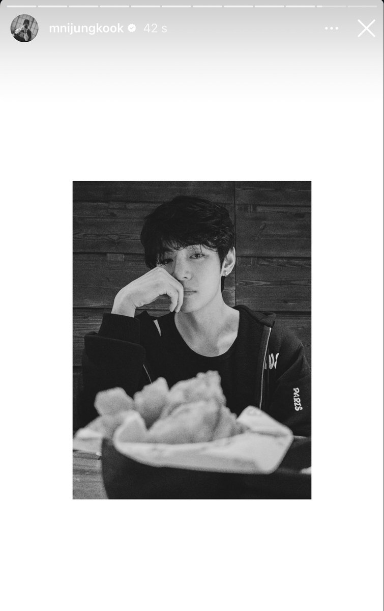 franinisss's tweet photo. ese amigo hinchaweas que presume al pololo en las historias todo el día

#BANGTANPALOOZA https://t.co/vbuRPAoMdz