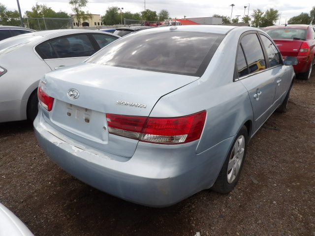 Paylessautophx's tweet photo. Ready to score your next set of wheels? 🚙💨 This Hyundai Sonata could be yours at our next auction! Don’t miss out—follow us for more awesome finds! #AuctionLife #DealHunter #PaylessAutoAuction https://t.co/NFAWpEpGis