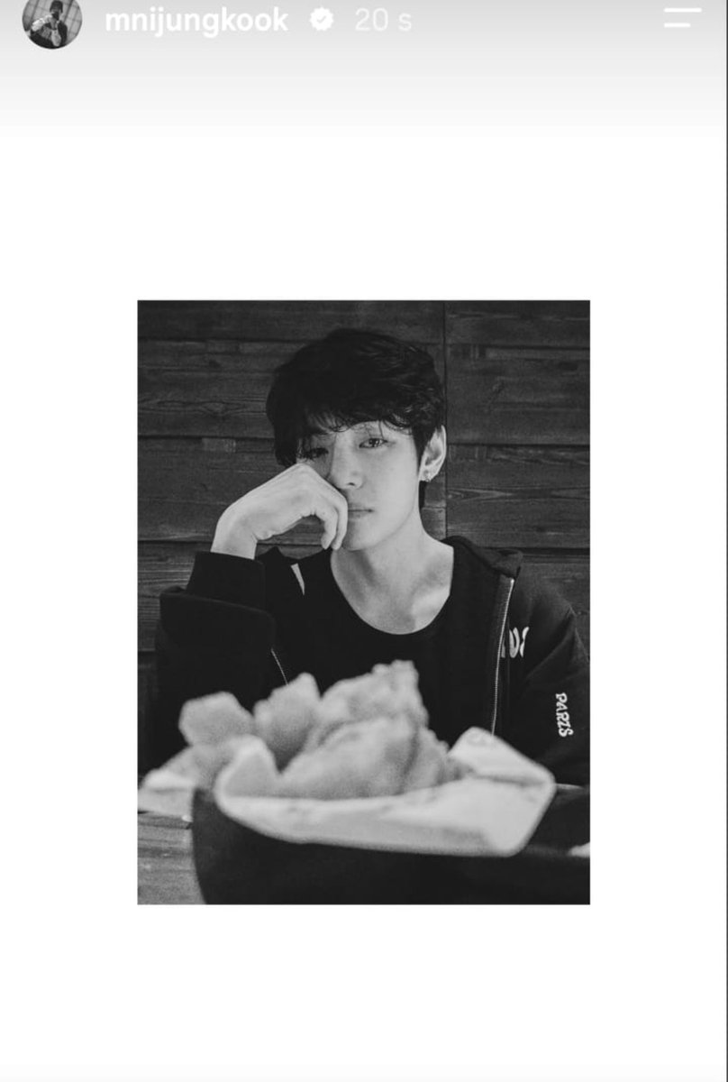 winter17_tkbear's tweet photo. JUNGKOOK PUBLICANDO MIL FOTOS DE TAEHYUNG 

taekook 😭❤️‍🩹❤️‍🩹❤️‍🩹 https://t.co/MMW4h4RlpQ