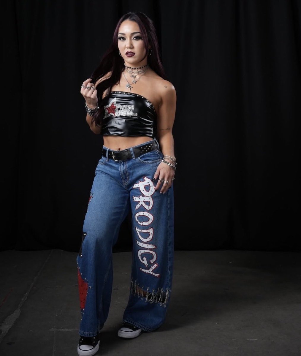 pynkprodigy's tweet photo. ୨ৎ 🖤 𝑻𝒉𝒆 𝑷𝒓𝒐𝒅𝒊𝒈𝒚 𝒉𝒂𝒔 𝒂𝒓𝒓𝒊𝒗𝒆𝒅 ⭐️🥀 pretty face, killer instincts, and an attitude nobody can handle. 💋✨ https://t.co/yGk66yzb5C