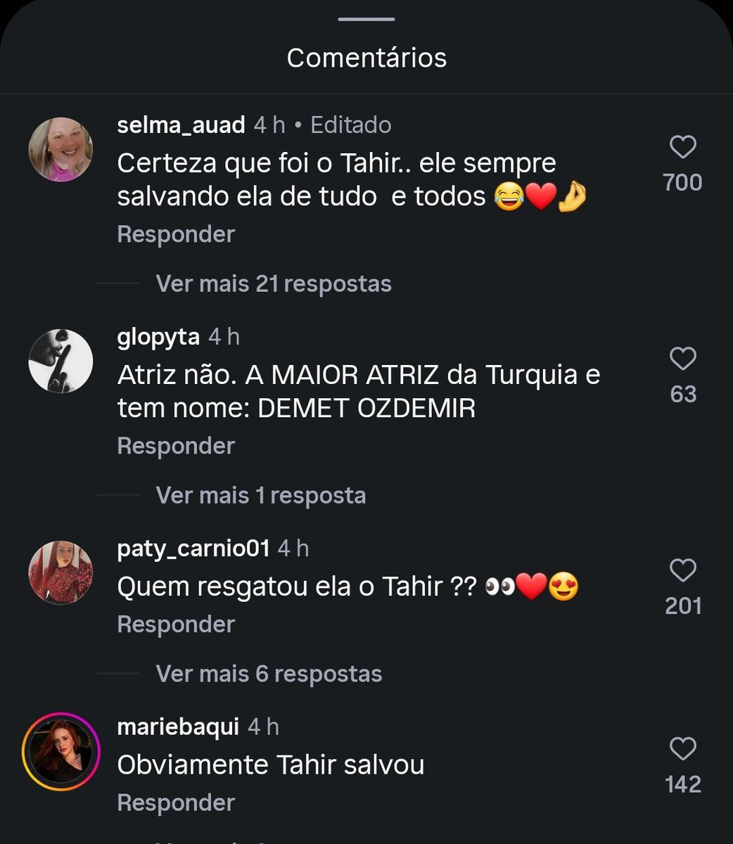dennituxa's tweet photo. Não... chega 😅. A notícia sobre a maioral da Turquia, Demet Özdemir saindo como matéria no Metrópoles. Quem é de fora não sabe mas, o site é nacional. Querendo ou não a mulher ícone no Brasil e os comentários melhores ainda KKKKKKKKK https://t.co/jla5B8uqNg