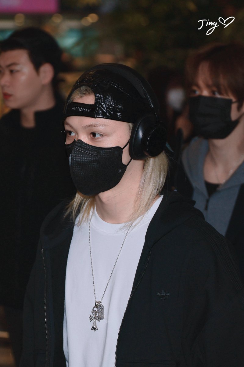 adingnarumi's tweet photo. 261016｜ICN✈️🇨🇳

🖤

#FELIX_SlowItDown 
#StrayKids  #Felix  #ピリちゃん
#스트레이키즈  #필릭스 #용복 https://t.co/VaBGEXq6cX