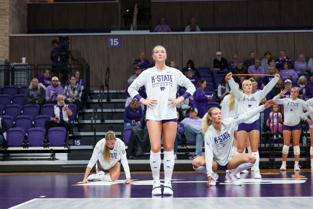 KStateVB's tweet photo. Midweek Matchup 🌻

📺 https://t.co/DVVfJsp7mQ
📊 https://t.co/tSgoowXq6K https://t.co/9SAjJlzvK5