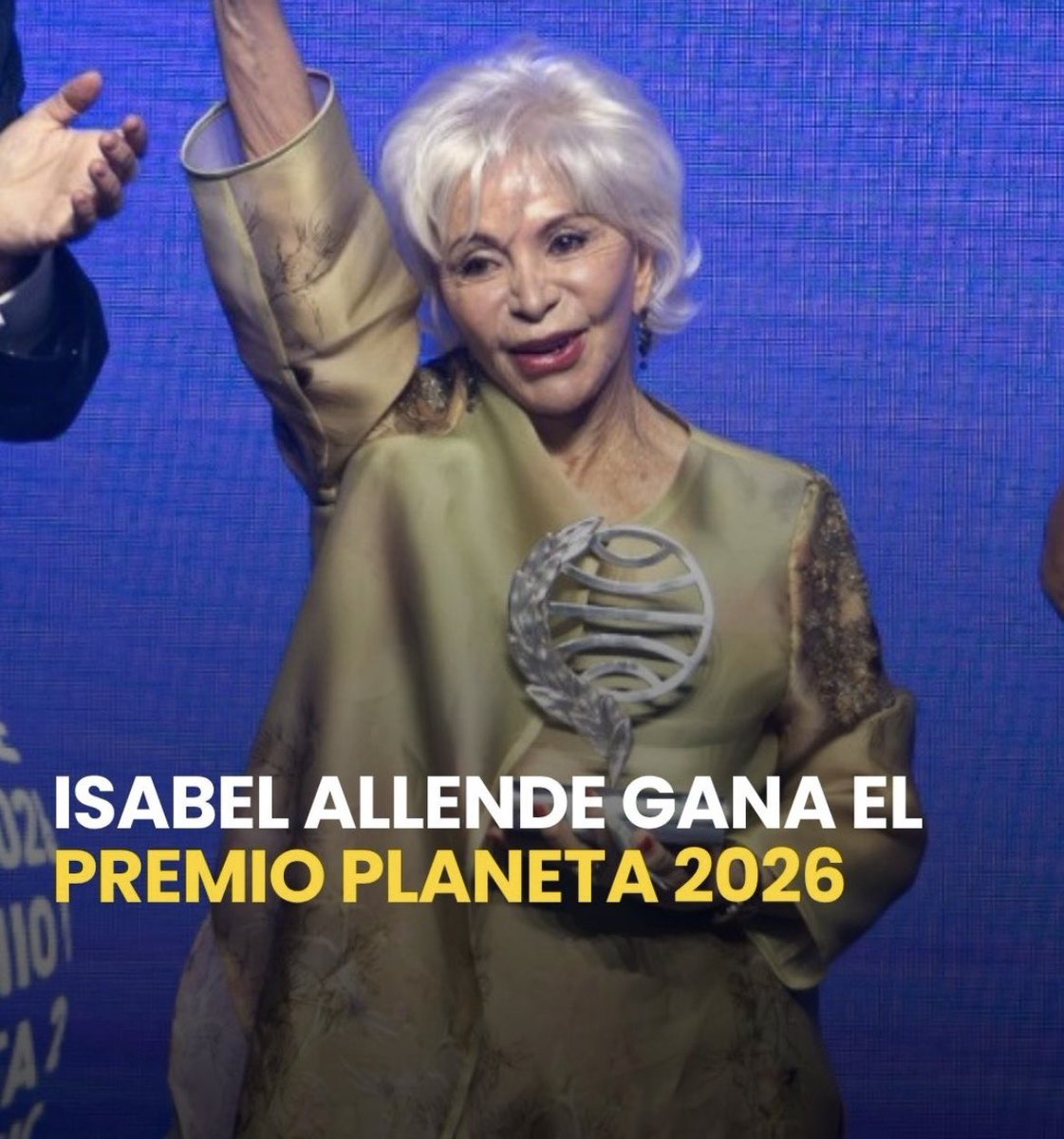 CarlaAntonelli's tweet photo. Primero, este año si dan el Nobel de la Paz a alguien justamente merecido y ahora el Premio Planeta a alguien de nivel literario ¿Quién dijo que aún no había lugar para la albergar la esperanza? https://t.co/t3hspn5V8d