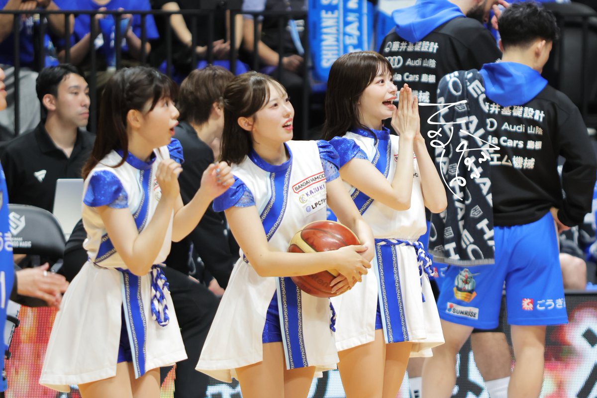 NoaAnone's tweet photo. 勝利をお願い \(≧◡≦)/
#アクアミラ #Bチア https://t.co/W0jadN3XCG