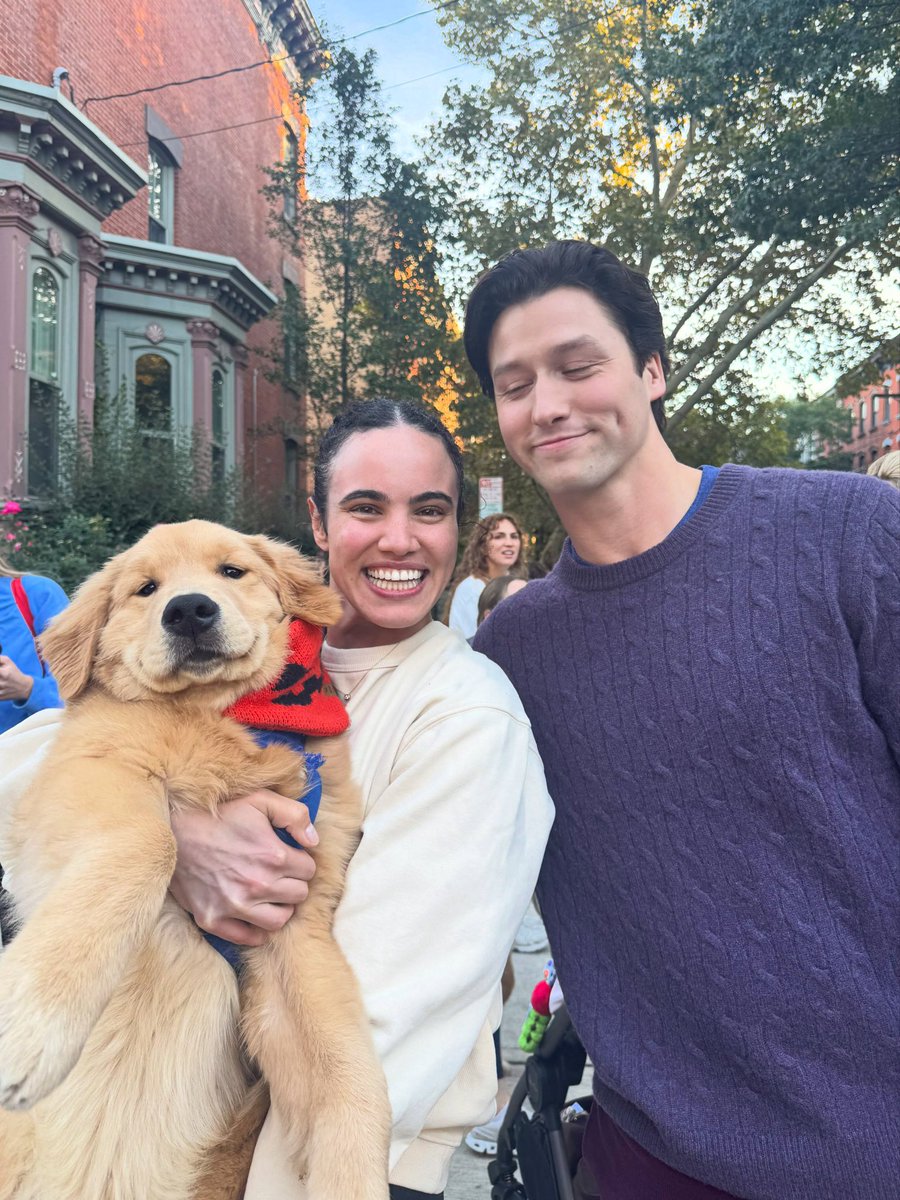 kalynstephenbra's tweet photo. FOFOS! Stephen Kalyn com uma fã hoje (15), em Hoboken, Nova Jersey.

via thesillygoosegolden https://t.co/9GFar5tI9X
