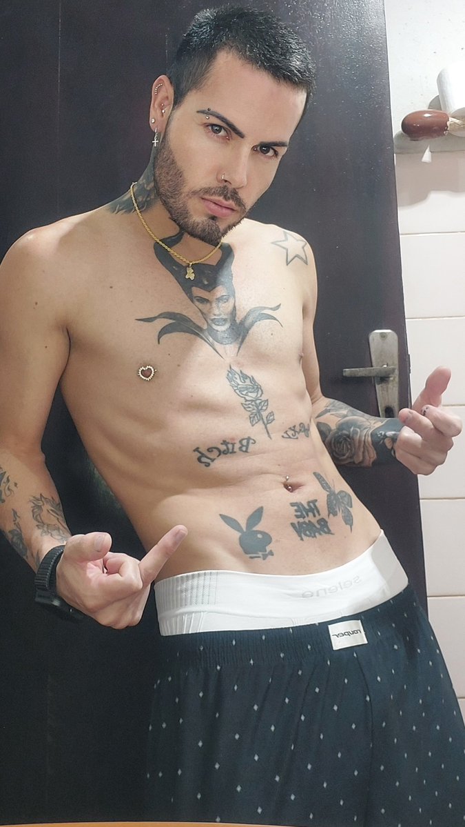 GPEngomadinho's tweet photo. #wataa https://t.co/rjDoQhDqEn
