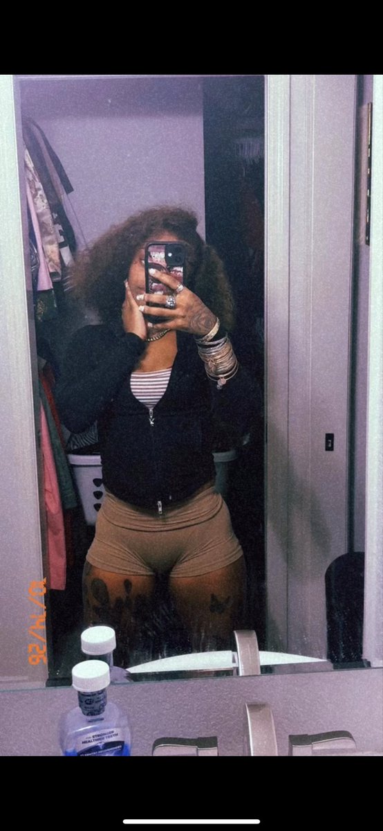 darealfemaledon's tweet photo. Heyy💕 https://t.co/xY8JuQhsoF