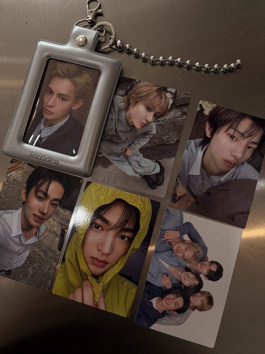RonnyMousedd's tweet photo. 코르티스 cortis 포카 양도 양도합니다

1.5/set

코르티스 팝업 건호 성현 마틴 제임스 주훈
cortis 양도 Sell https://t.co/QUFVKL429z