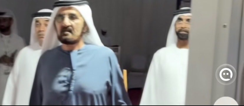 Danaf4sz's tweet photo. طلع مايلبسون سروال ولا فنايل ولا سنتيانه https://t.co/mIICjY59r9