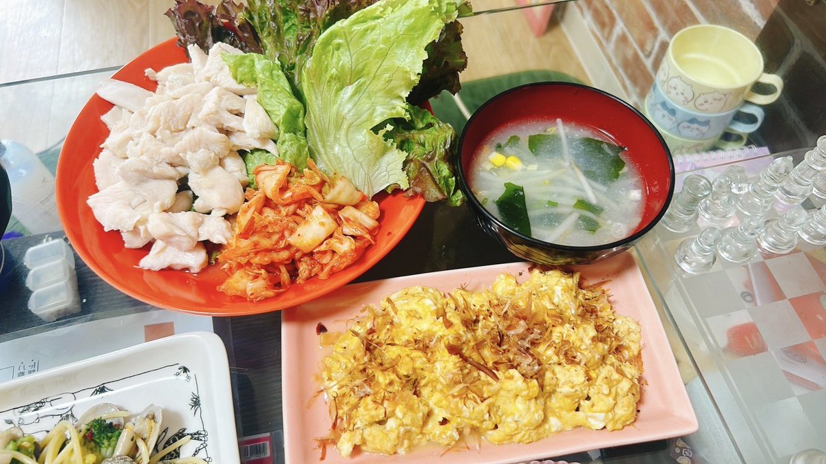 harurusolo's tweet photo. サムギョプサルならぬ鶏ギョプサルで🐓
まぁ正式名称あるんでしょうね(c" ತ,_ತ)笑

#おうちごはん
#料理好きな人と繋がりたい 
#料理記録
#料理男子
#手料理 https://t.co/zdTzpEymCn