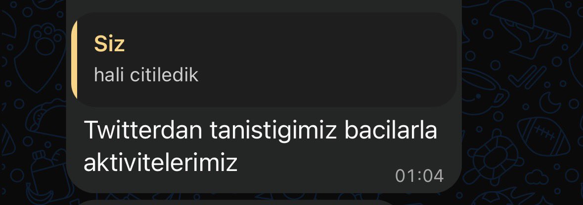 frogae7's tweet photo. gece gece haliya soktugum boya suyunu citilememiz gerekti
annemden degil ama senadan korkuorum https://t.co/XyyXmY4R6S
