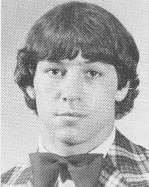WittFootball's tweet photo. Dean Caven ’77 anchored Wittenberg’s legendary “Check Mate” defenses, helping the Tigers win 2 national championships and 3 conference titles. A 2x Golden Helmet Award winner and 1976 First-Team All-American, Caven was inducted into the Hall of Honor in 1994. 

#TigerUp #TBT https://t.co/WYAxzo1VJr