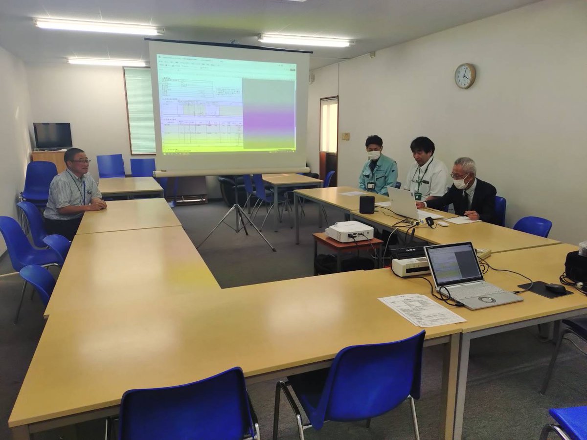 tarogoi1001's tweet photo. エコアクション21の中間審査を行いました。 https://t.co/DlFESd438M 
リサイクルクリーンでは廃棄物の再利用化を第一に考え、2012年4月に環境省ガイドラインに基づく環境マネジメントシステム「エコアクション21」の認証・登録を取得いたしました。
https://t.co/7B6oX09MvO https://t.co/QY53WYwGR0