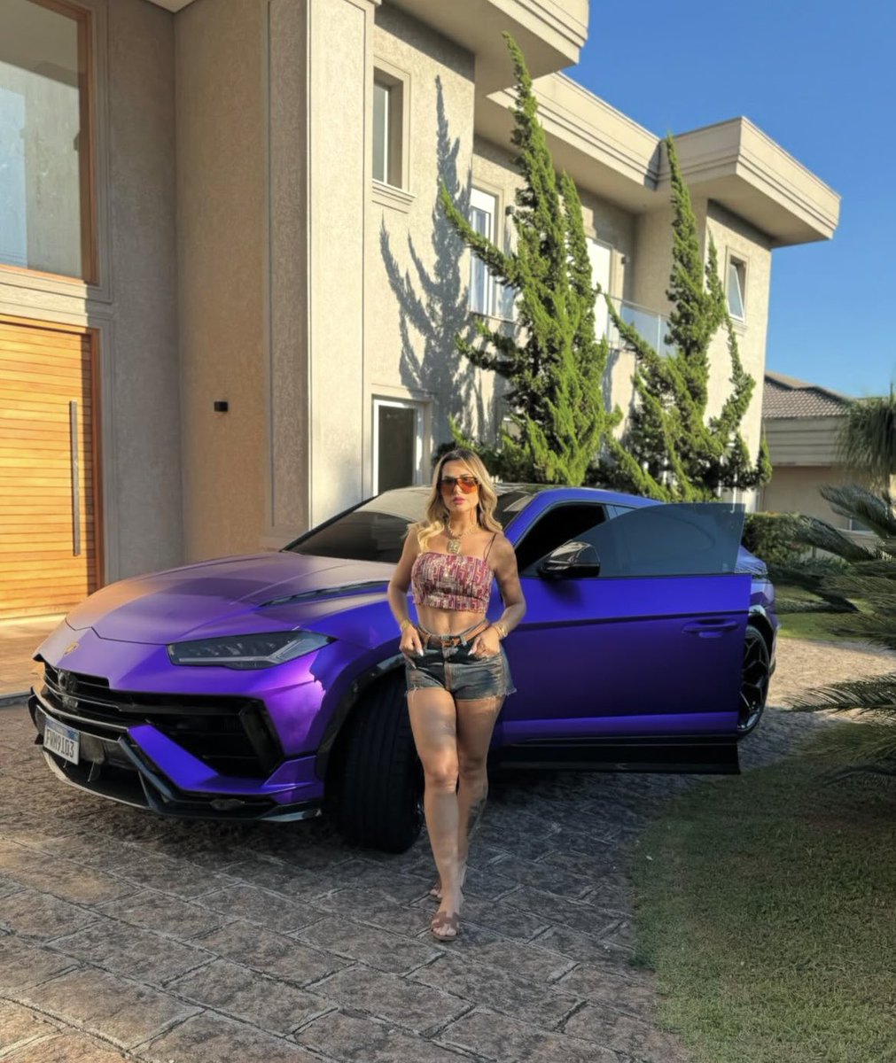 chocadouai's tweet photo. 🚨AGORA: Deolane Bezerra é notificada pela Justiça a devolver R$ 750 mil a comprador de Lamborghini apreendida. https://t.co/TyA89Z4leB