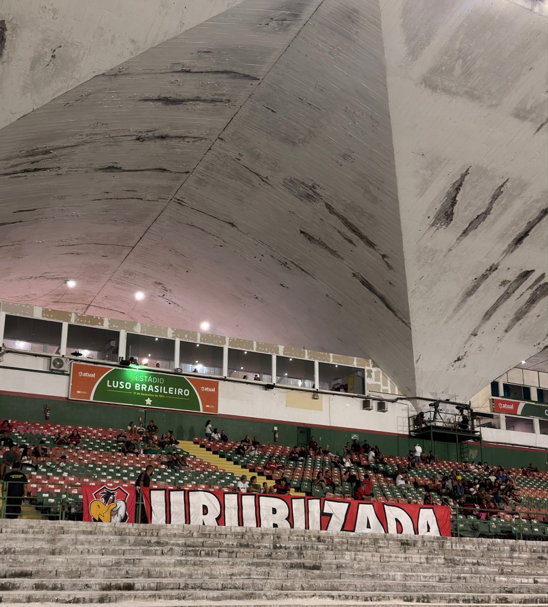 ubzoficial's tweet photo. Também é dia de FLA x flu no futebol feminino ⚽️

Jogo no Luso Brasileiro, válido pela Copa do Brasil, transmissão do SporTV. 

Sempre presente 🙌🏻

#URUBUZADA
#DefensoresdoManto https://t.co/Jew9R2BV51