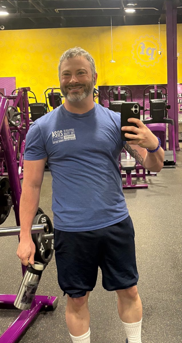MatKat83's tweet photo. Have YOU worked out yet today⁉️ 💪🏋🏻‍♂️

#Gym #Workout #Fitness #GymLife #Bodybuilding #FitnessJourney #PlanetFitness #FitnessTwt https://t.co/XSzXYNxAlk