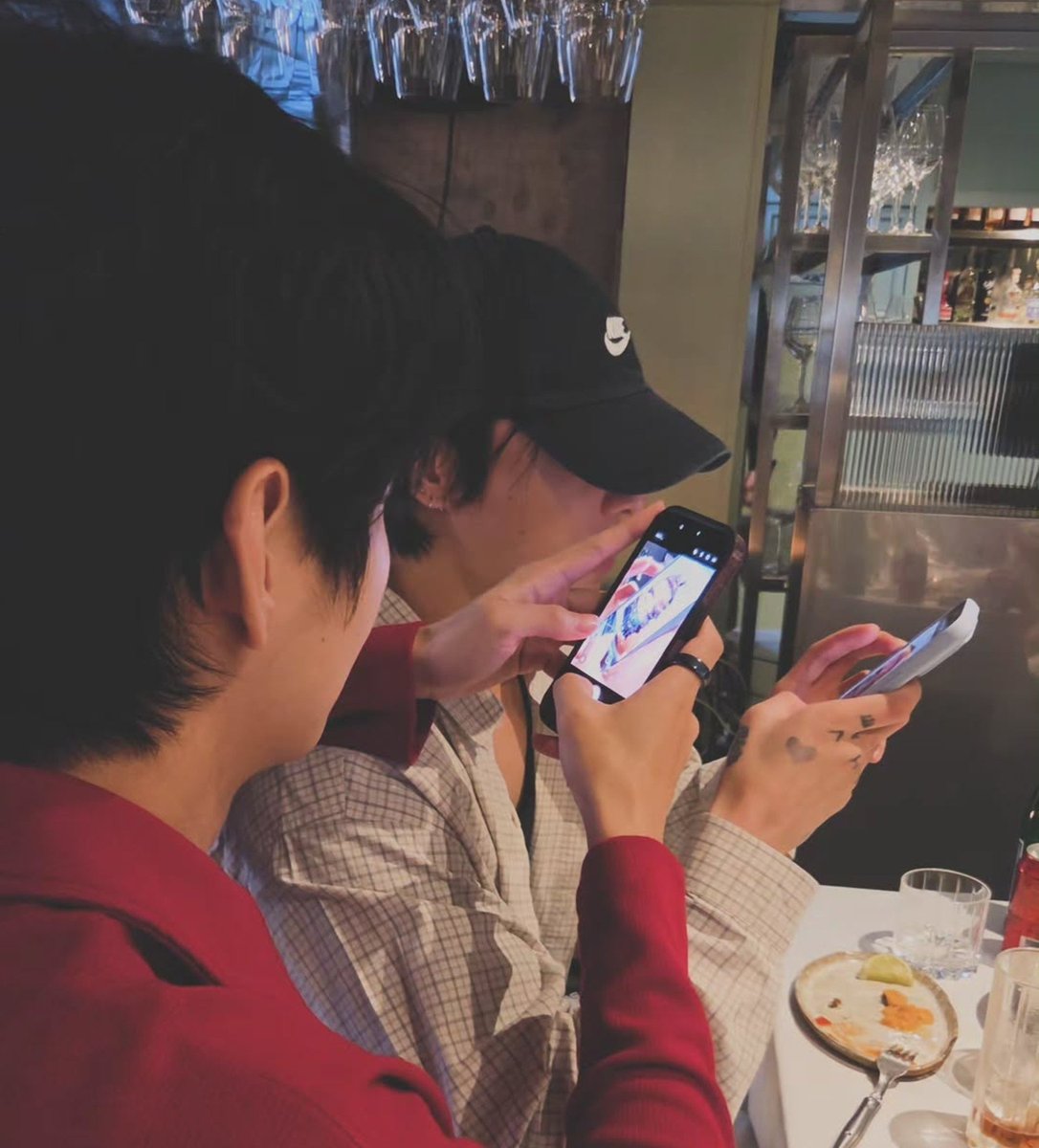 koonecto's tweet photo. #tetegugu by #uarmyhope ♡ https://t.co/H98dtzQMmq