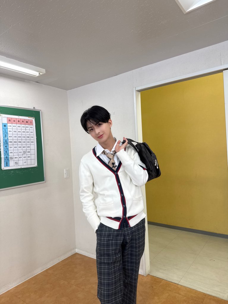 yukinoshita0728's tweet photo. ホリプロ所属 TAGRIGHT(タグライト)
岸波志音くんです!
特技は水泳、ライフセービング
#TAGRIGHT
#岸波志音 https://t.co/jj84XC1VQM