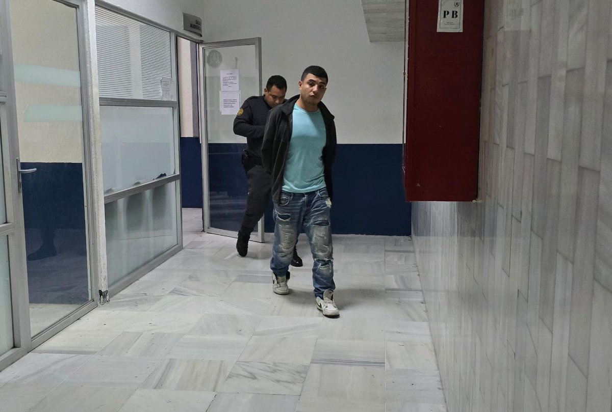 #AhoraLH | Juzgado de Turno liga a proceso penal a Jafeth Escobar González, capturado el pasado martes en la zona 11 luego de que este intentara enfrentarse …