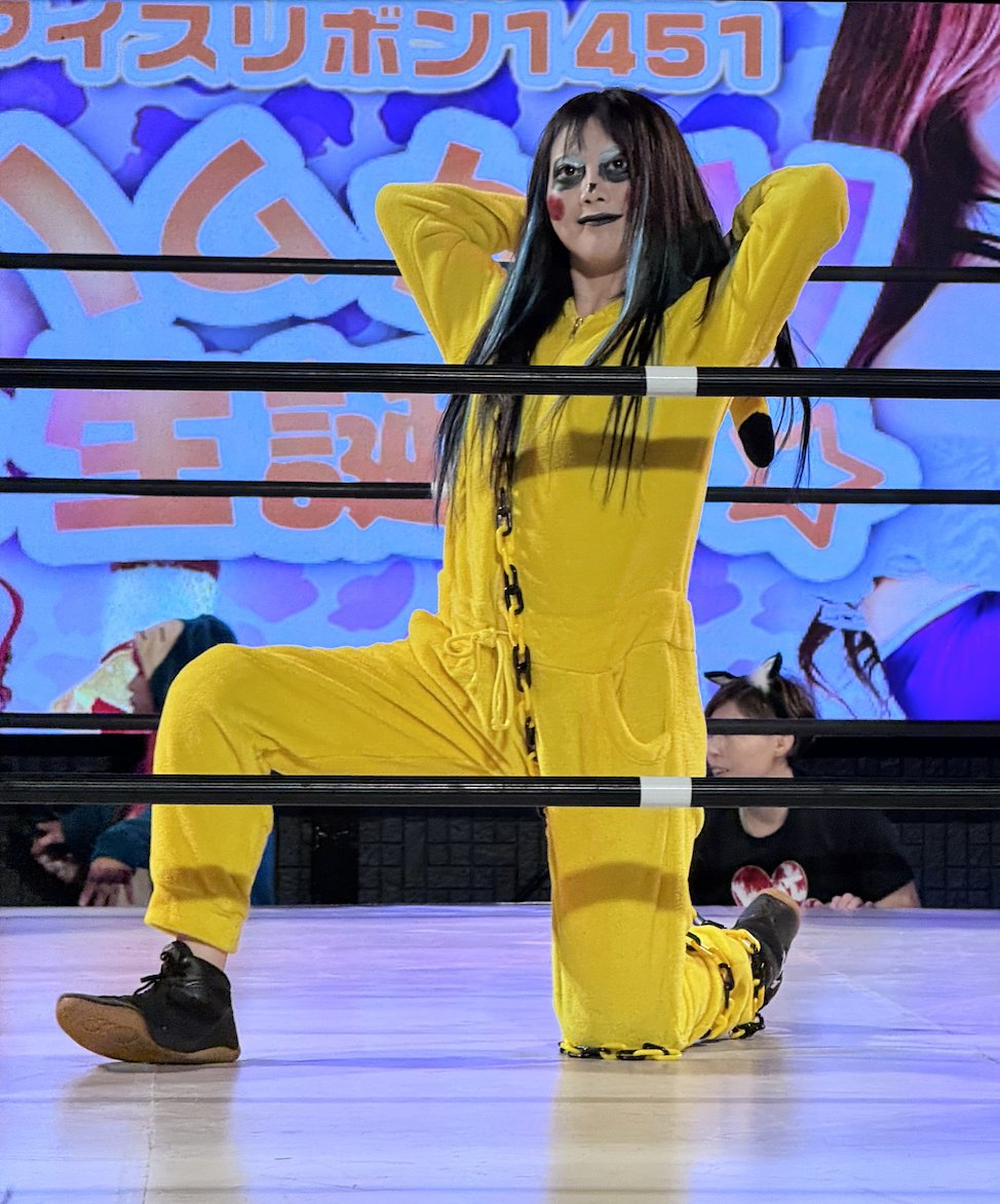 StrollCam's tweet photo. Ice Ribbon #1451 ~ Hamukatsu Birthday Festival
2025.10.25 – Ice Ribbon Dojo

Ancham ⚡ &amp; Riko 🧛‍♀️

#杏ちゃむ #Riko #iceribbon #アイスリボン #ハムカツ生誕祭 #アイスリボン道場 https://t.co/SbDpb036Yv