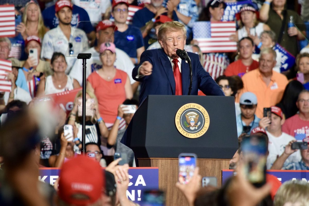 DoughertyJC's tweet photo. JUST IN: RNC announces President Trump is coming to Clemson next Wednesday, October 21st. 

The RNC is calling it a “Midterm Rally.”

Exact location is TBA.

@foxcarolinanews https://t.co/bz5Qi1v2Lf