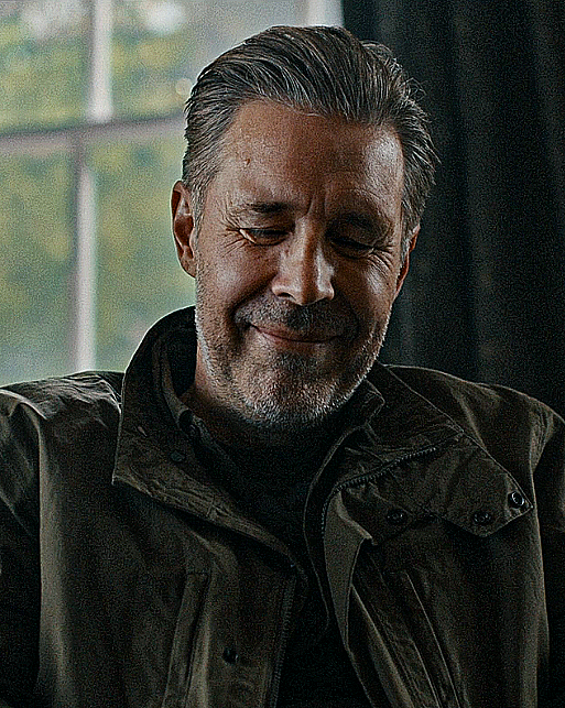 ScreenTalkHouse's tweet photo. I can't decide whether Kevin's capacity to endure his father's relentless reminders of the relationship he [ Conrad] once had and may still have, with his wife is a testament to Kevin's inner strength or proof of his weakness. 

Perhaps paradoxically, it is both. #Mobland https://t.co/vduqMciFtU