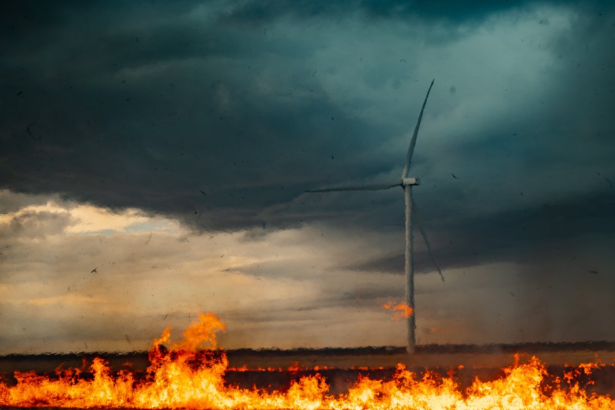scr0sX's tweet photo. Ok, might be one of the cooler photos I have taken.

Crowell, Texas 
10/14/2026 https://t.co/LGqPATykph