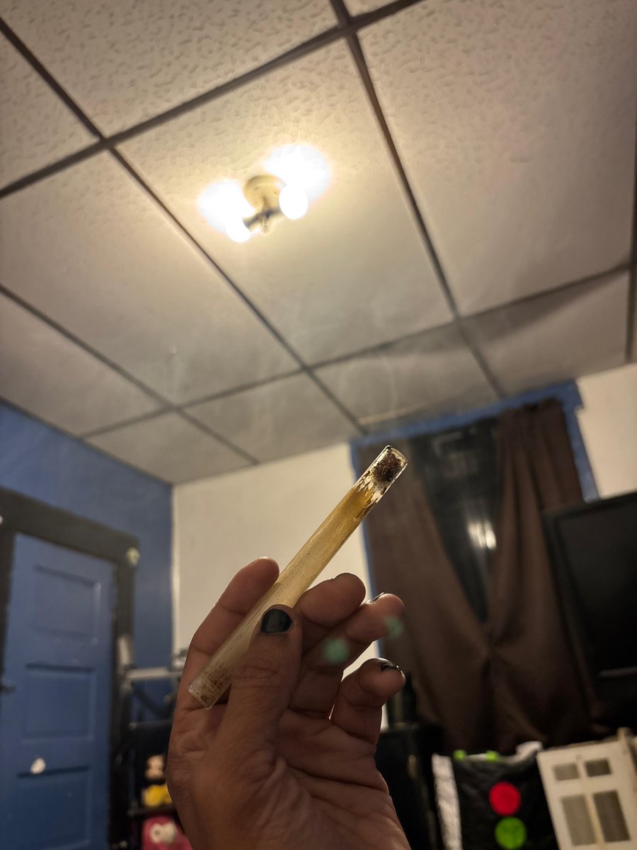 drUG_nerd's tweet photo. I finally got my ringer back 🛎️ 🤯🔥 #drugtwt https://t.co/R9ZxdwmCiy