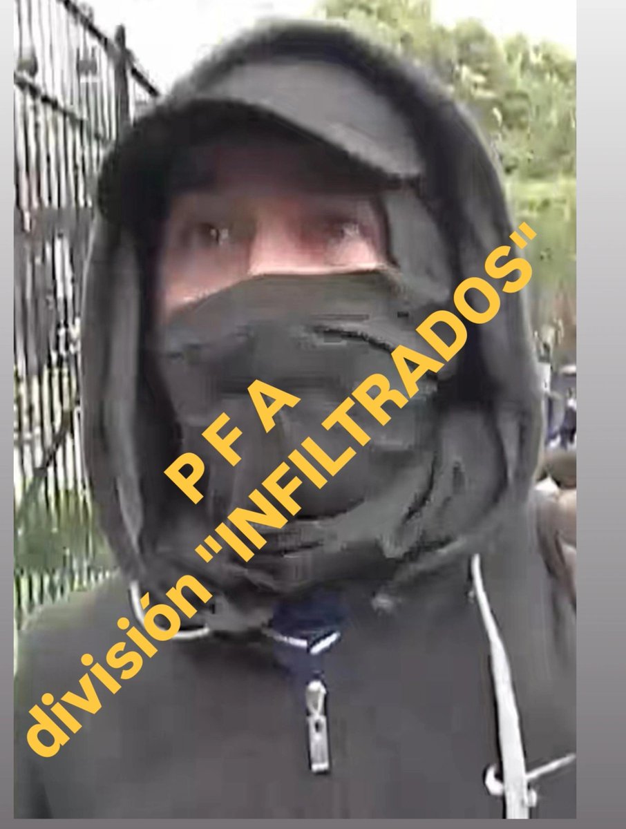 JavierchusOk's tweet photo. 🇦🇷 🩸ARGENTINA SANGRA🩸 🇦🇷

👮🏽‍♀️🚔 El verdadero BRAZO ARMADO del RÉGIMEN LIBERTARIO 🚔👮🏽‍♀️

#HayQueEscracharlos

#RegimenLibertario https://t.co/QblcqDexzG