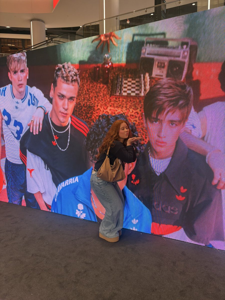 readytolu's tweet photo. my fav person <3 the sweetest boy ever. gracias por haciendo me una niña feliz todos los días con tu energía buena y ahora con las veces que bailaste conmigo hoy. te amooooo muchooo https://t.co/IeUTE61htz