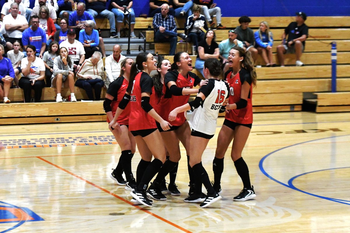 bchsathletics23's tweet photo. The Lady Braves fell in sectional to Silver Creek 25-27, 16-25, &amp; 22-25. Thank you seniors, and great season Lady Braves! 🏐 https://t.co/5SGfQLxVbR