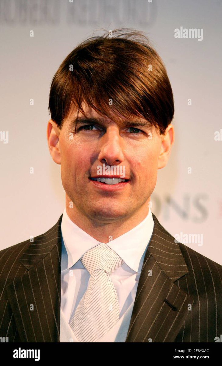 b1ondeath's tweet photo. that time tom cruise randomly got insecure about his forehead in 2007 https://t.co/i8J3GiohDR