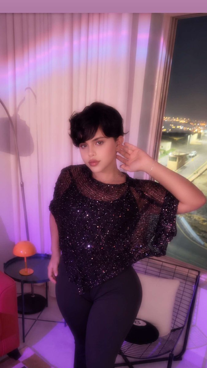 SwiftKey8b's tweet photo. #ضيفوني #سناب #الفعليات #سنابي 
https://t.co/LNvRxfL5sE👅👅🥵🥵 https://t.co/c10xgzfIEb