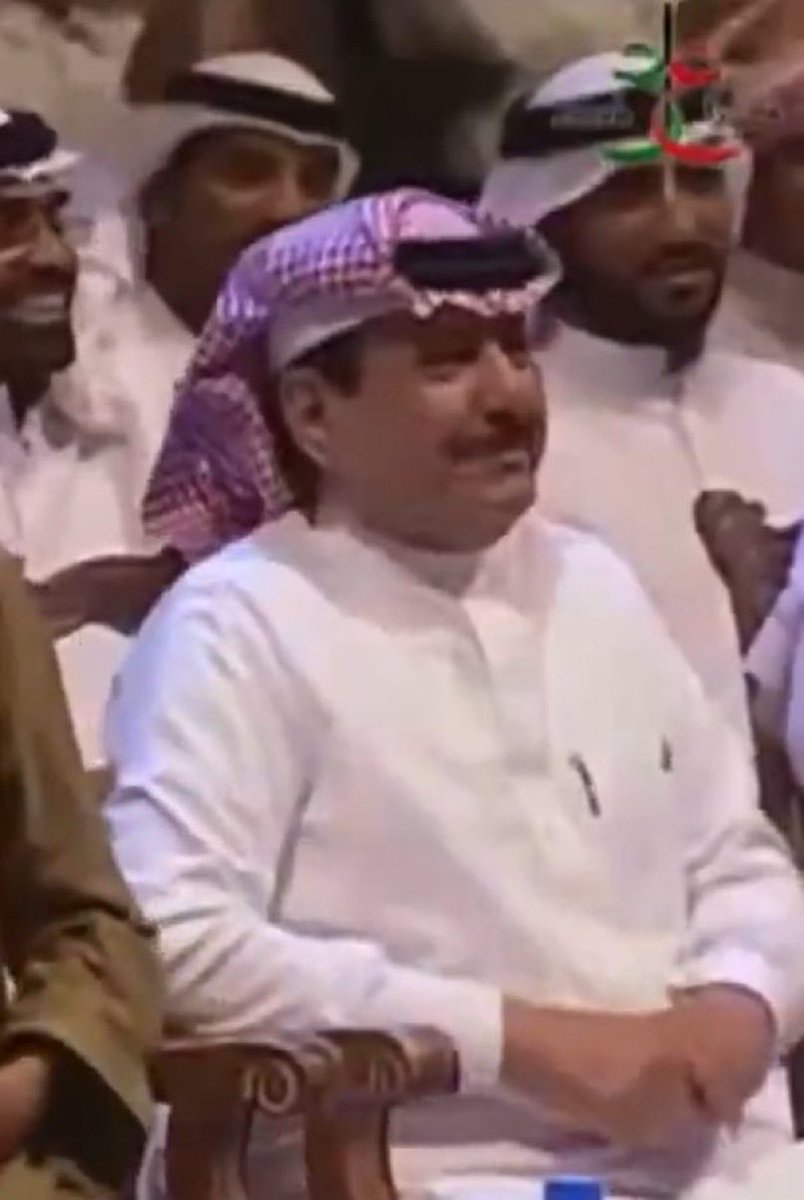 hhnn__91's tweet photo. @Al6rf_Alk7el مياااو 😂 https://t.co/5SlGRvcRUR