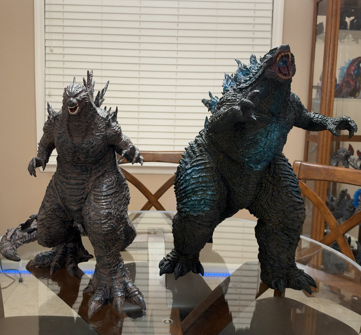 GMan5427's tweet photo. #GodzillaMinusZero popcorn bucket next to Omega Beast 2019 #Godzilla #popcornbucket https://t.co/zGsoSTmrmn