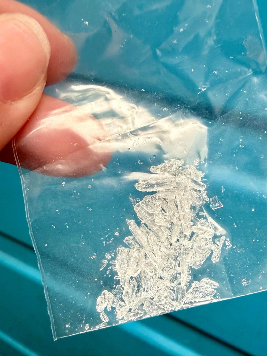 zhillacoke's tweet photo. Definitely gon need some more
#crystalmeth #crackhead #junkie 
#Addiction https://t.co/uKapULFssa