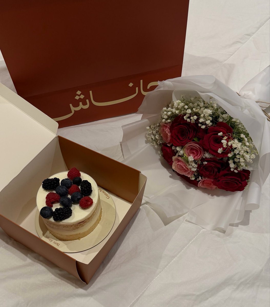 jlliixl's tweet photo. تهديني الورد واهديلك على ذوقي❣️ https://t.co/dY8298q0wN