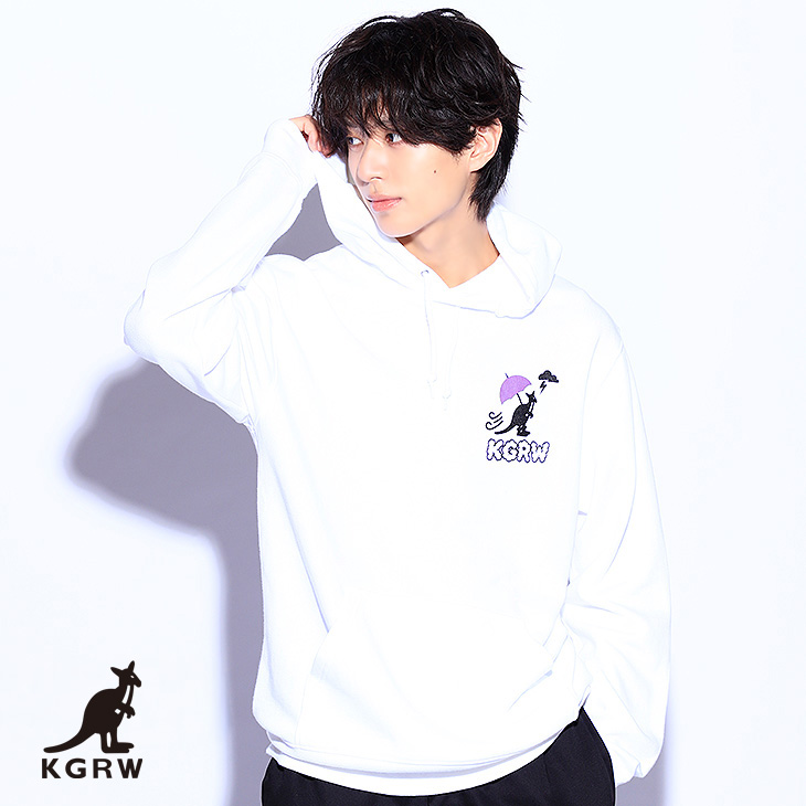 KANGOLREWARD's tweet photo. 濱屋拓斗さんとのコラボアイテムが
大好評予約受付中💐💗

主役やインナーとして多用出来る長袖Tシャツがオススメです💞

詳細・ご購入はコチラ🛒
https://t.co/IvdxbKvDFJ
#KANGOL #KANGOLREWARD #KGRW #カンゴール #濱屋拓斗　  
@hamaya_takuto https://t.co/Usm5nkxUmQ